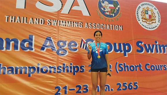 Elisbet podio Torneo Tailandia natacion oct22